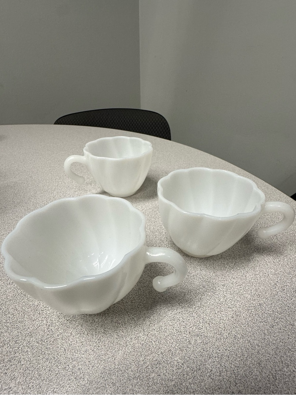 Vintage Hazel-Atlas Alpine White Milk Glass Swirl Punch Cup set of 3